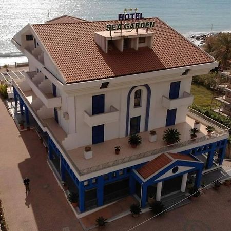 Sea Garden Hotel Acquappesa Eksteriør billede