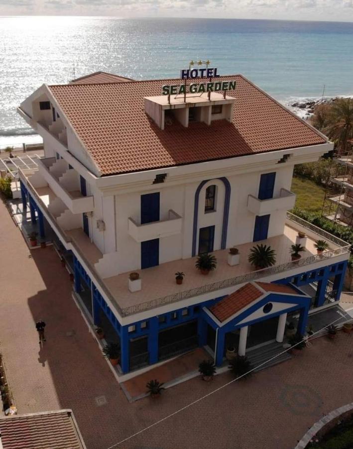 Sea Garden Hotel Acquappesa Eksteriør billede
